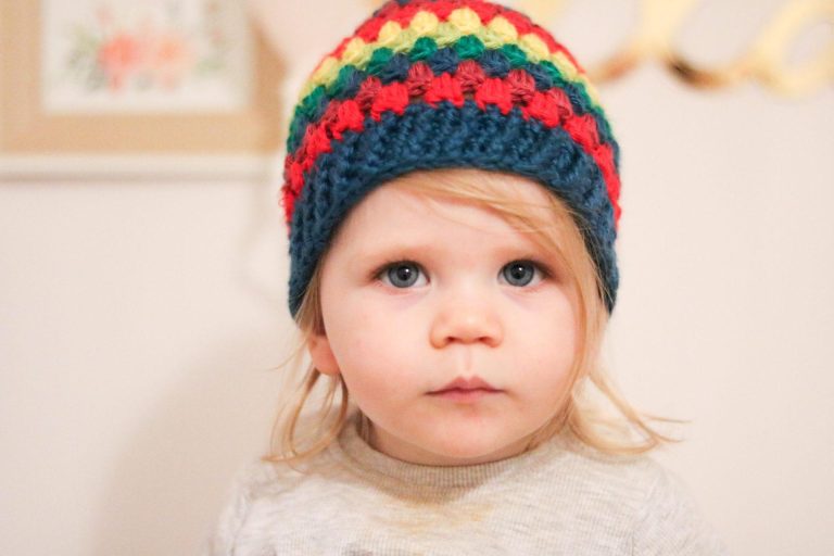 Free Crochet Pattern: Rainbow Granny Stripes Hat