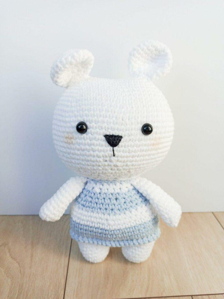 A crochet bear using the Amigurumi technique.