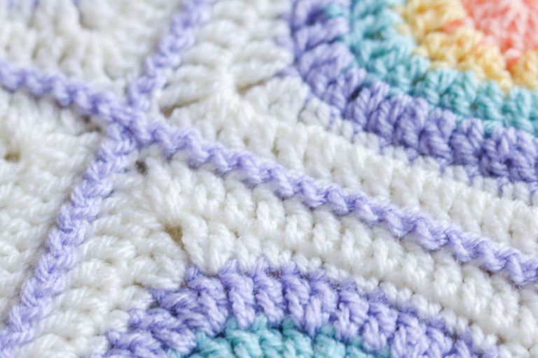 Learn the Simple Zigzag Slip Stitch Join