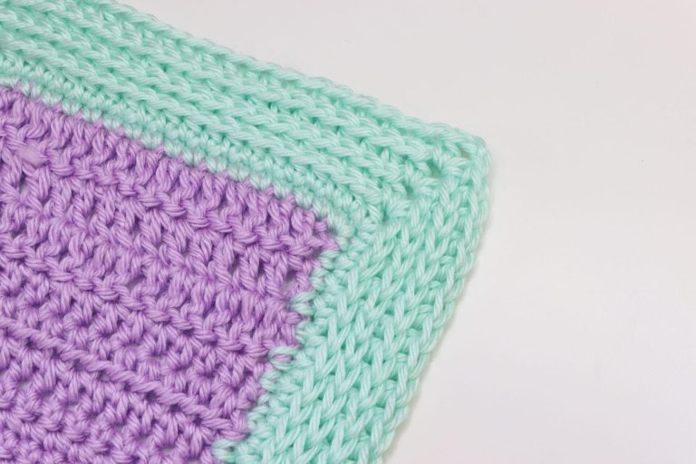 How to Crochet a Camel Stitch Border: Free Pattern