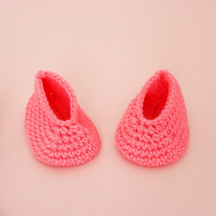 Learn How Crochet Baby Booties