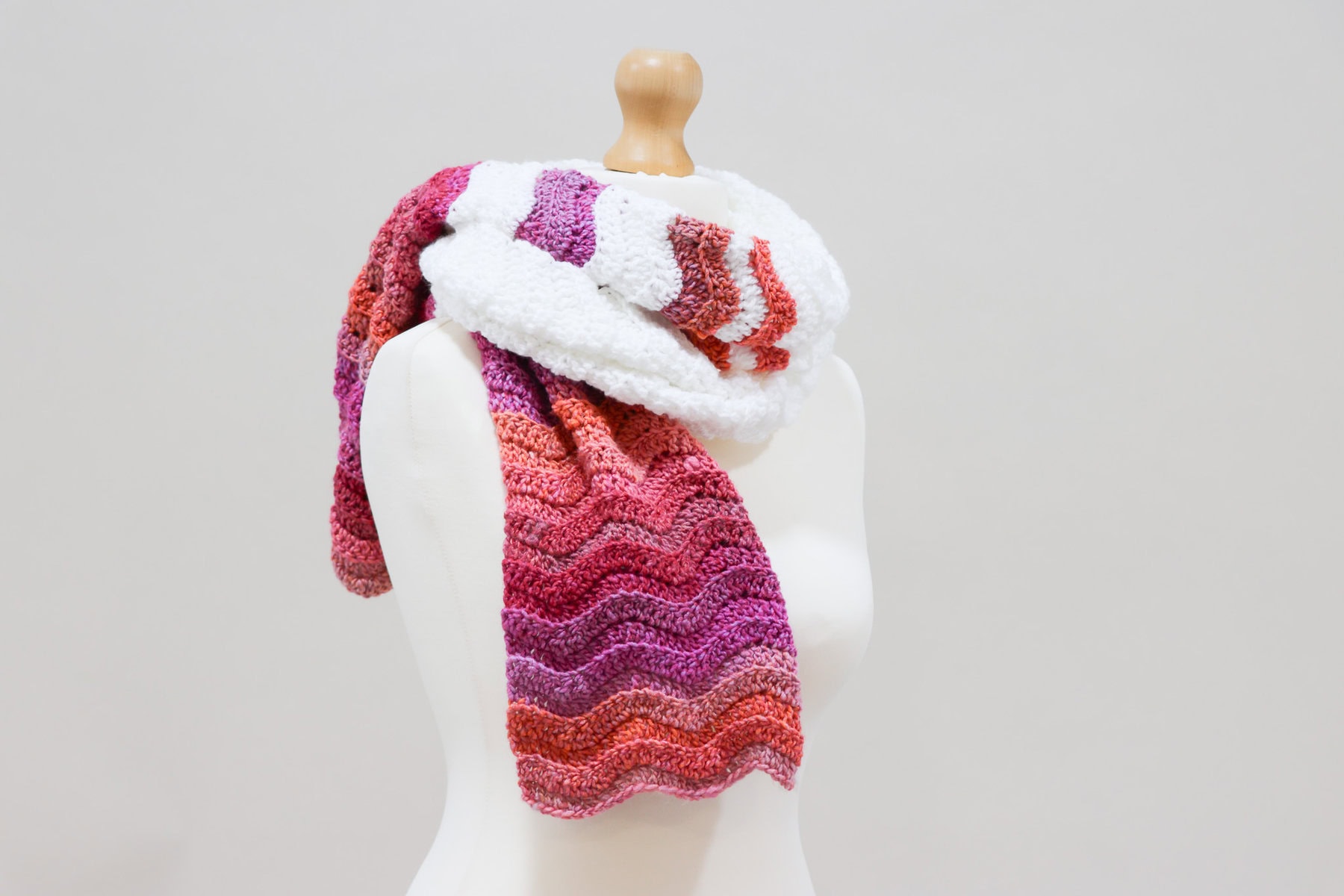 How to Crochet the Cassia Scarf: FREE Crochet Pattern - Bella Coco