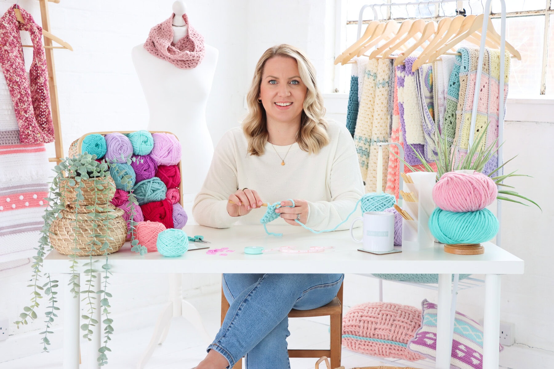 Why You Should Learn to Crochet – FREE Guide: The Benefits of Picking Up a Crochet Hook