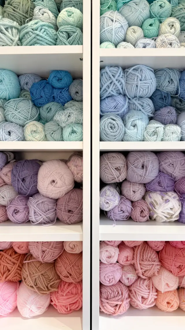 Comment ‘GG’ and I’ll send the link.

Has your crochet project ever come out completely the wrong size even though you followed the pattern exactly? It is almost always a gauge issue, and it is so fixable.

I have put together a completely free 22-page Complete Guide to Crochet Gauge covering everything you need to know. What gauge is, why it matters, how to swatch properly, and what to do when your gauge is off.

Comment GG below and I will send the sign up link straight to your DMs. Completely free. 🧶

#crochet #crochettips #crochetgauge #crochetbeginner #crochethelp